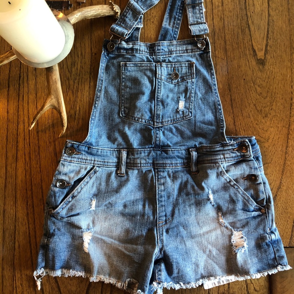 Empyre Cora Short Overalls
